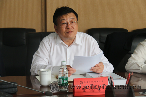院长雷德荣勉力附中人.jpg
