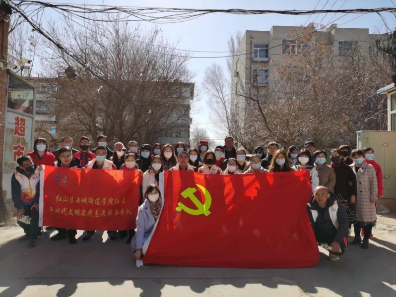 进社区001.jpg